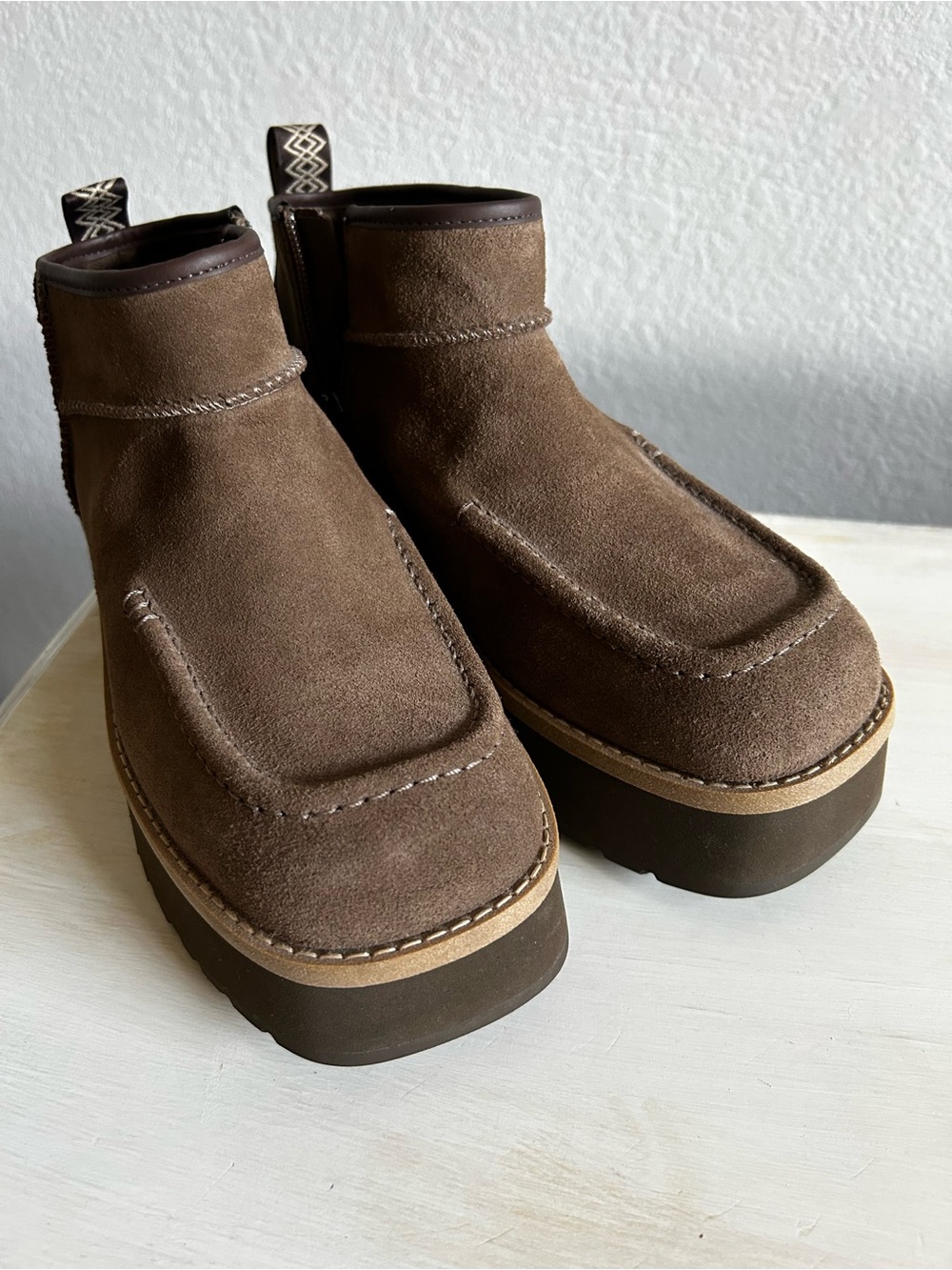 UGG Cityfunc mini water resistant ankle boots, chocolate brown, women’s size 8.5 - Picture 2 of 8